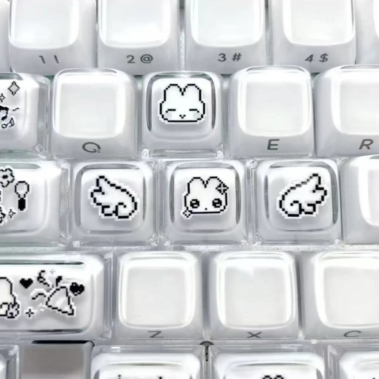 1 set berisi 4 buah tombol key - Gaming Accessories Aesthetic ulasan dan harga